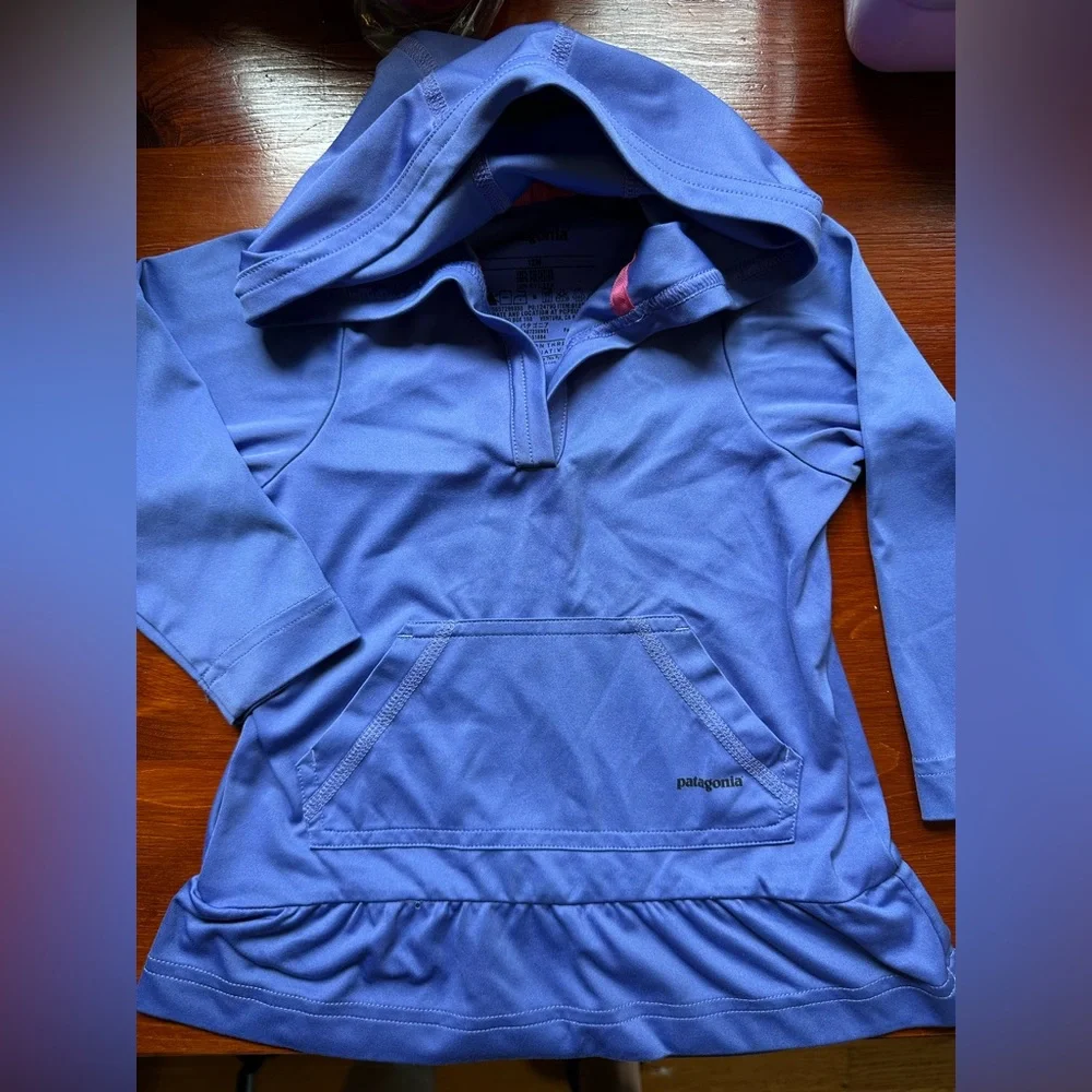 Patagonia Sun Hoodie - Picture 2 of 3